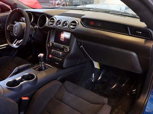 Used 2017 Ford Mustang Shelby GT350R w/ GT350R Equipment Group 920A image 56