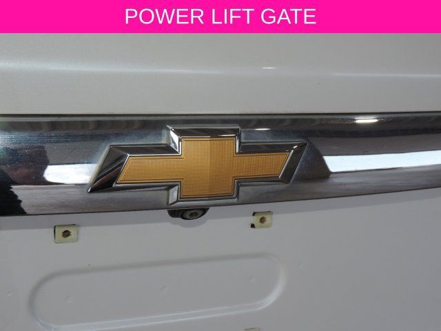 Used 2021 Chevrolet Traverse LT FWD image 19