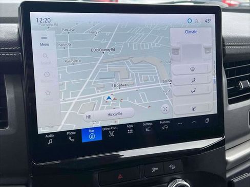 Used 2022 Ford Expedition XLT image 33