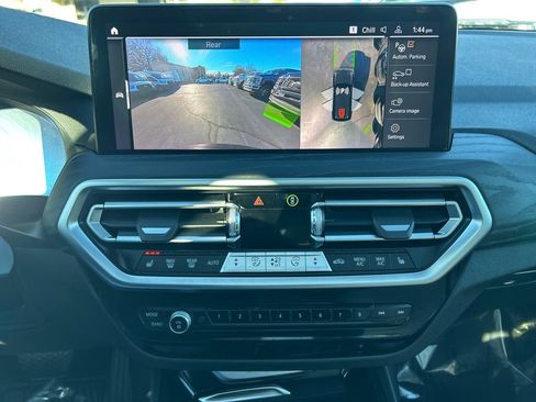 Used 2024 BMW X3 xDrive30i w/ Premium Package image 27