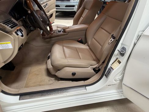 Used 2011 Mercedes-Benz E 350 4MATIC Wagon image 20