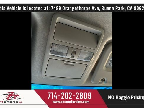 Used 2015 Nissan NV 2500 SV image 34