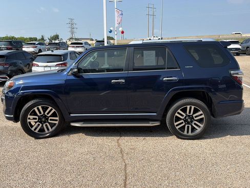 Used 2021 Toyota 4Runner Limited AWD/4WD image 6