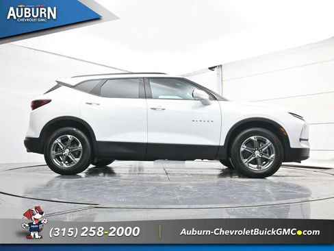 Used 2023 Chevrolet Blazer LT w/ Convenience Package image 20
