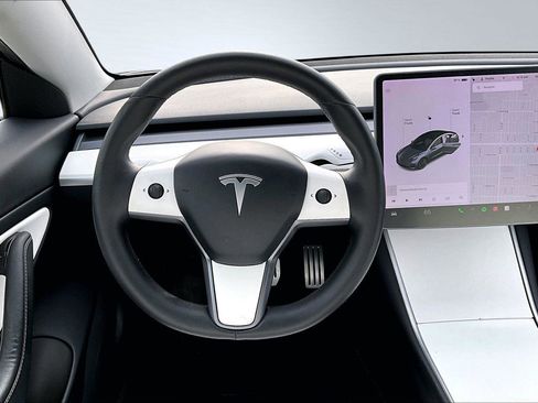 Used 2020 Tesla Model 3 Performance image 5