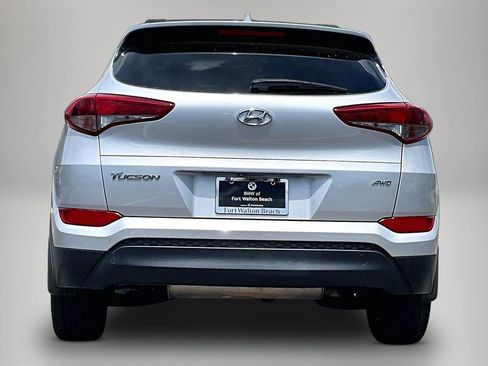 Used 2017 Hyundai Tucson SE Plus AWD/4WD image 5