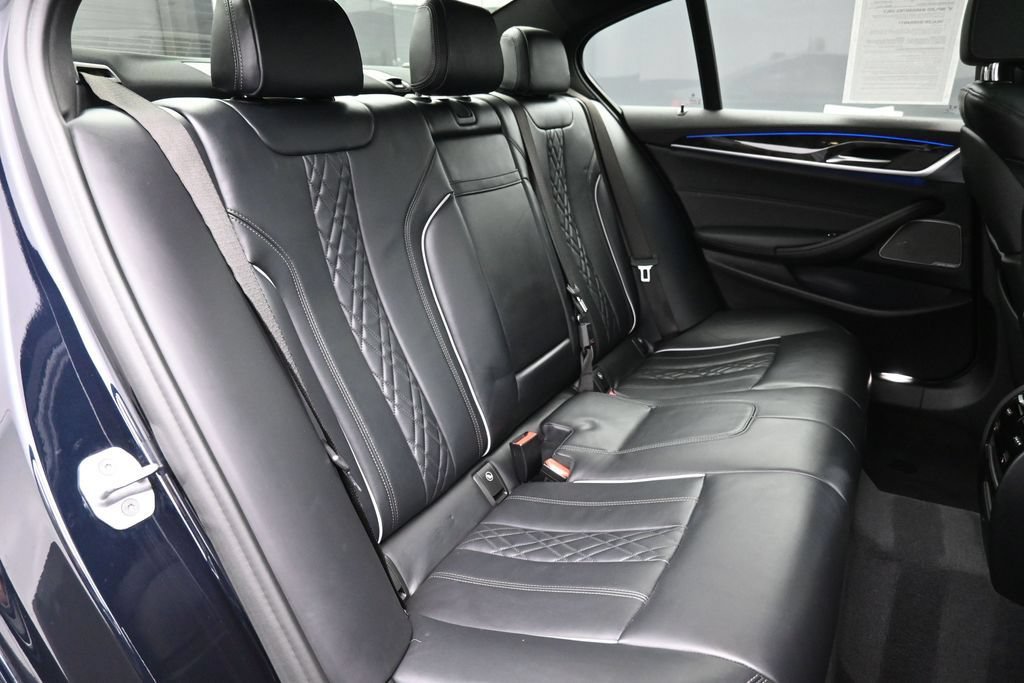Used 2021 BMW M550i xDrive w/ Premium Package AWD/4WD image 26