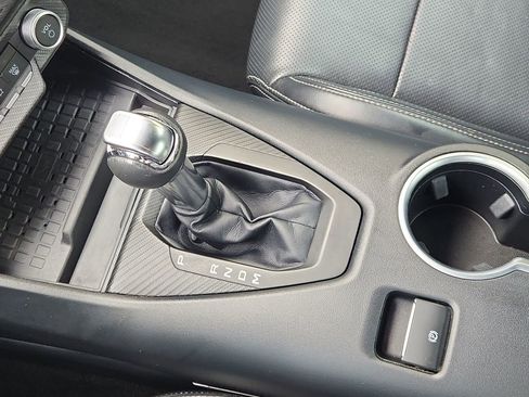 Used 2024 Ford Mustang GT Premium RWD image 15