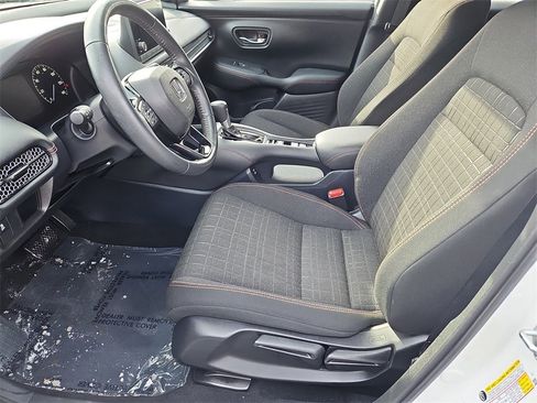 Certified 2024 Honda HR-V Sport image 27