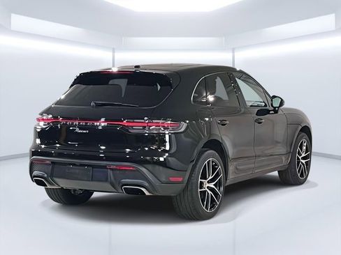 Certified 2023 Porsche Macan Turbo AWD/4WD image 7