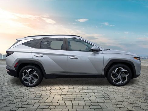 Used 2023 Hyundai Tucson SEL w/ Convenience Package FWD image 4