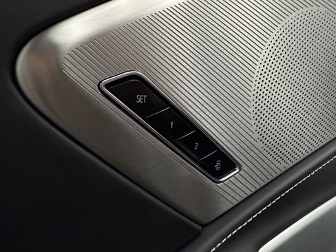 Used 2021 Chevrolet Corvette Stingray Premium Cpe w/ 3LT image 16