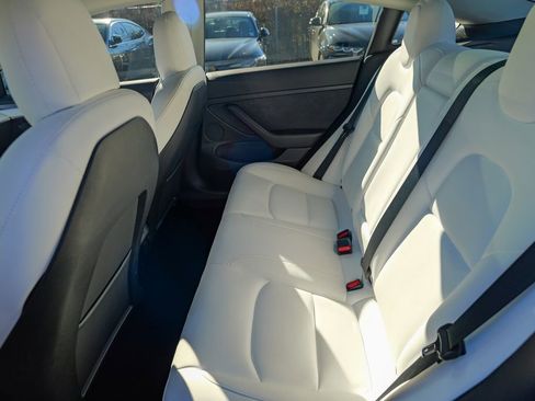 Used 2023 Tesla Model 3 Standard Range image 25