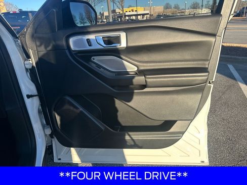 Used 2020 Ford Explorer ST w/ Premium Technology Package image 14