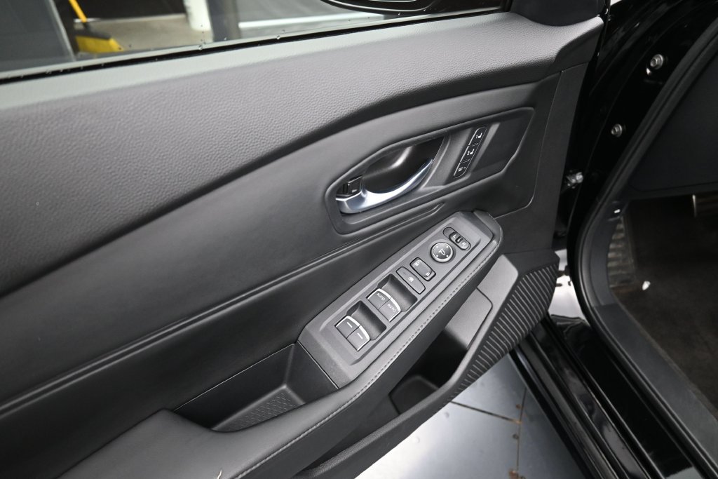 Used 2025 Honda Accord Sport image 27