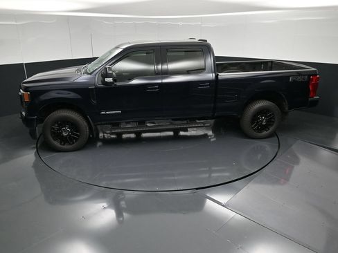 Used 2022 Ford F250 Lariat w/ Black Appearance Package AWD/4WD image 45