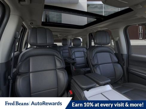 New 2026 Lincoln Navigator L Reserve AWD/4WD image 11
