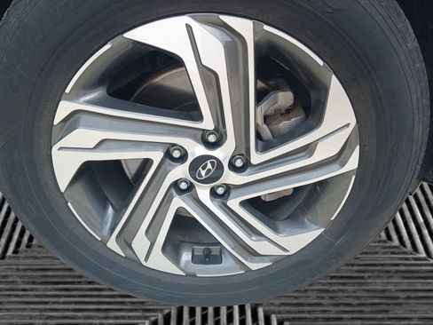 Used 2023 Hyundai Santa Fe SEL FWD image 5