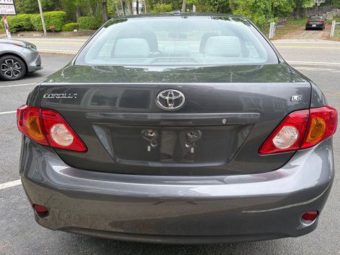 Used 2010 Toyota Corolla LE FWD image 6