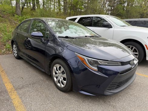 Used 2024 Toyota Corolla LE FWD image 1