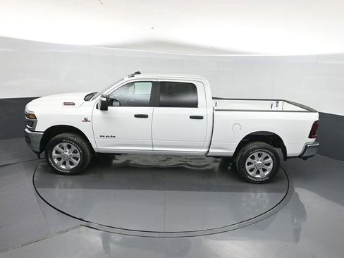New 2026 RAM 2500 Big Horn AWD/4WD image 33