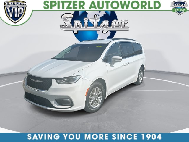 Used 2022 Chrysler Pacifica Touring-L FWD image 6