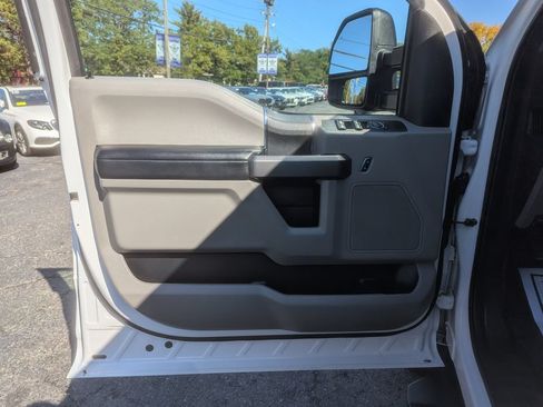 Used 2019 Ford F250 XLT AWD/4WD image 11
