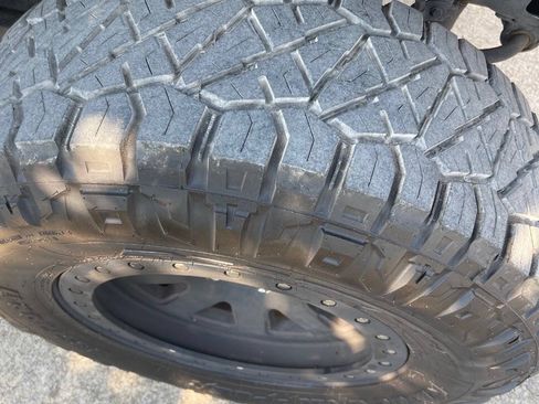 Used 2015 Jeep Wrangler Unlimited Sport AWD/4WD image 41