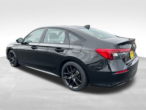 Used 2022 Honda Civic Sport image 8