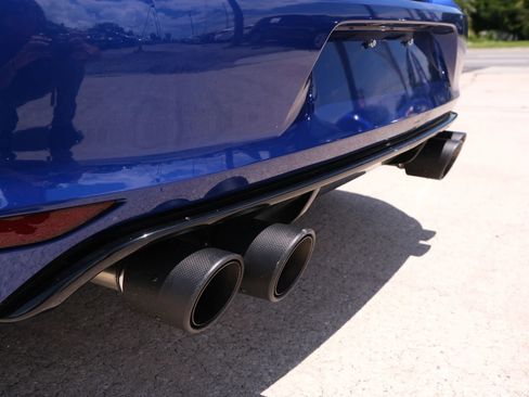 Used 2016 Volkswagen Golf R 4-Door image 17