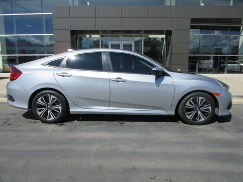 Used 2016 Honda Civic EX-L image 11