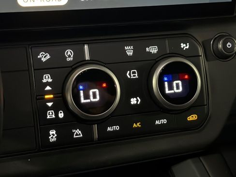 New 2026 Land Rover Defender 110 S AWD/4WD image 19