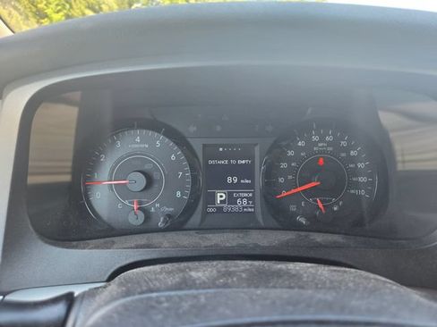 Used 2017 Toyota Sienna LE w/ Protection Package AWD/4WD image 4