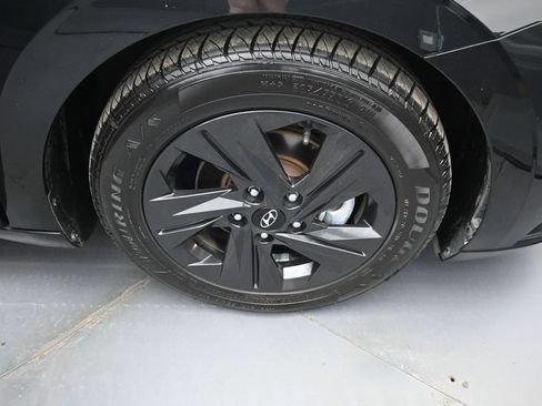 Used 2022 Hyundai Elantra SEL w/ Convenience Package FWD image 29