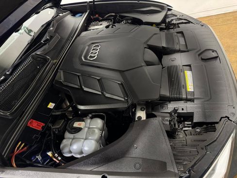 Used 2019 Audi Q8 Premium Plus AWD/4WD image 80