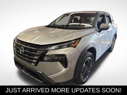 Used 2025 Nissan Rogue SV