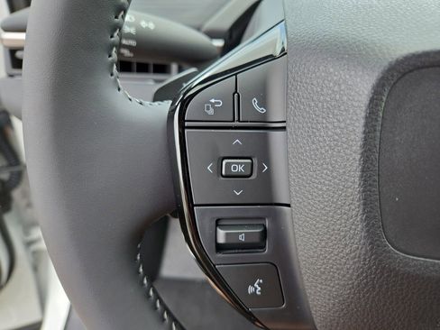 New 2026 Toyota C-HR AWD/4WD image 18