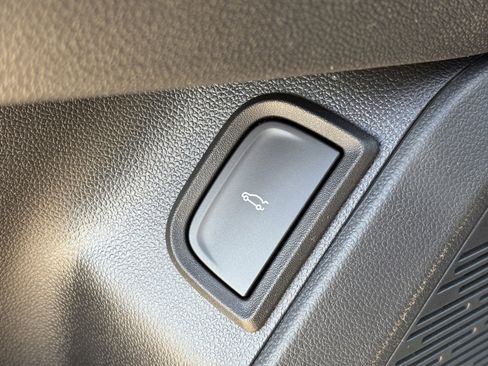 New 2026 Chevrolet Equinox LT image 21