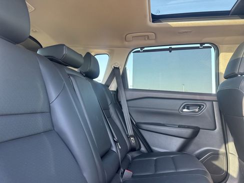 Certified 2023 Nissan Rogue SV w/ SV Premium B Package image 28