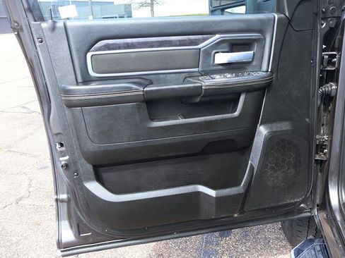 Used 2024 RAM 2500 Big Horn image 16