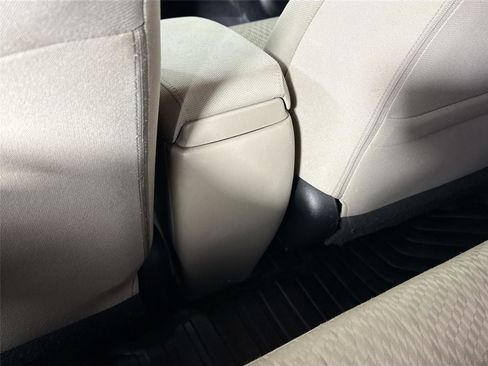 Used 2015 Honda Civic SE image 31