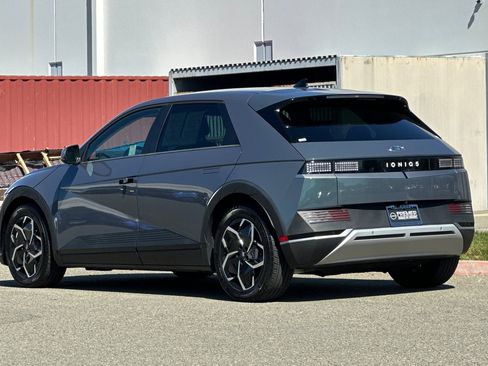 Used 2024 Hyundai Ioniq 5 SEL image 6