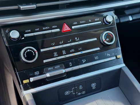 New 2026 Hyundai Santa Fe SE w/ Tow & Go Package FWD image 12