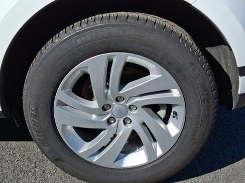 Certified 2024 Land Rover Range Rover Evoque S image 10