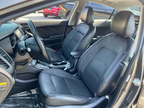 Used 2014 Kia Forte EX w/ Premium Package image 18
