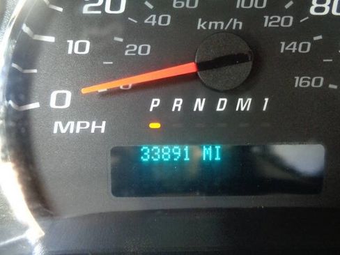 Used 2014 Chevrolet Express 3500 RWD image 16