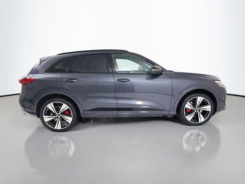 New 2025 Audi SQ5 Premium Plus image 8