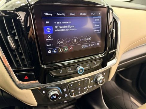 Certified 2023 Chevrolet Traverse Premier image 14