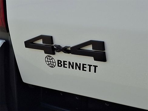 Certified 2024 Toyota Tacoma TRD Sport image 29