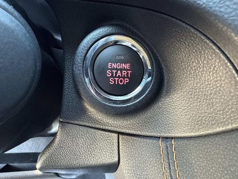 Used 2020 Subaru Crosstrek 2.0i Limited w/ Moonroof Package image 36